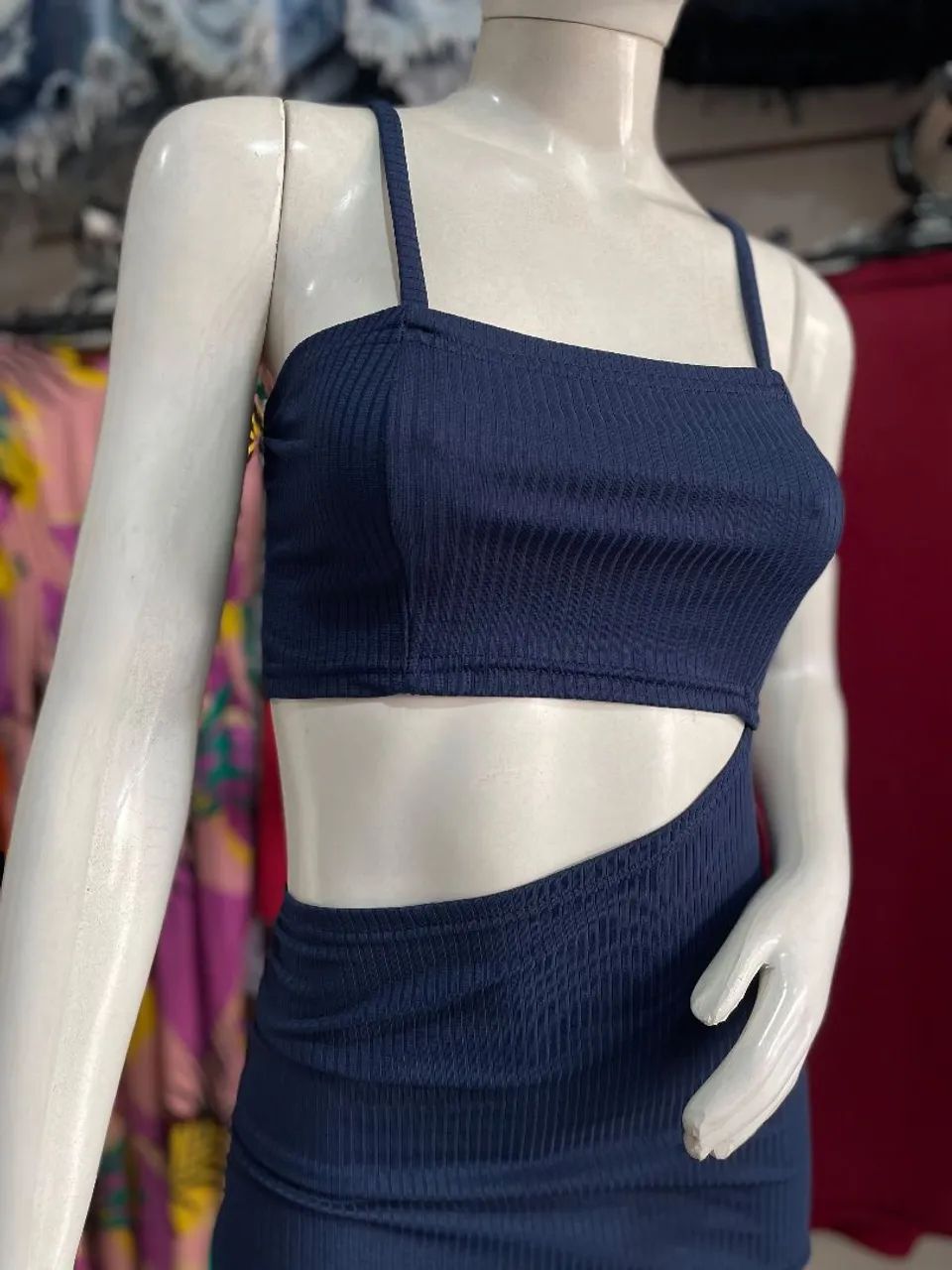 Vestido longo Canelado com decote  - Foto 2