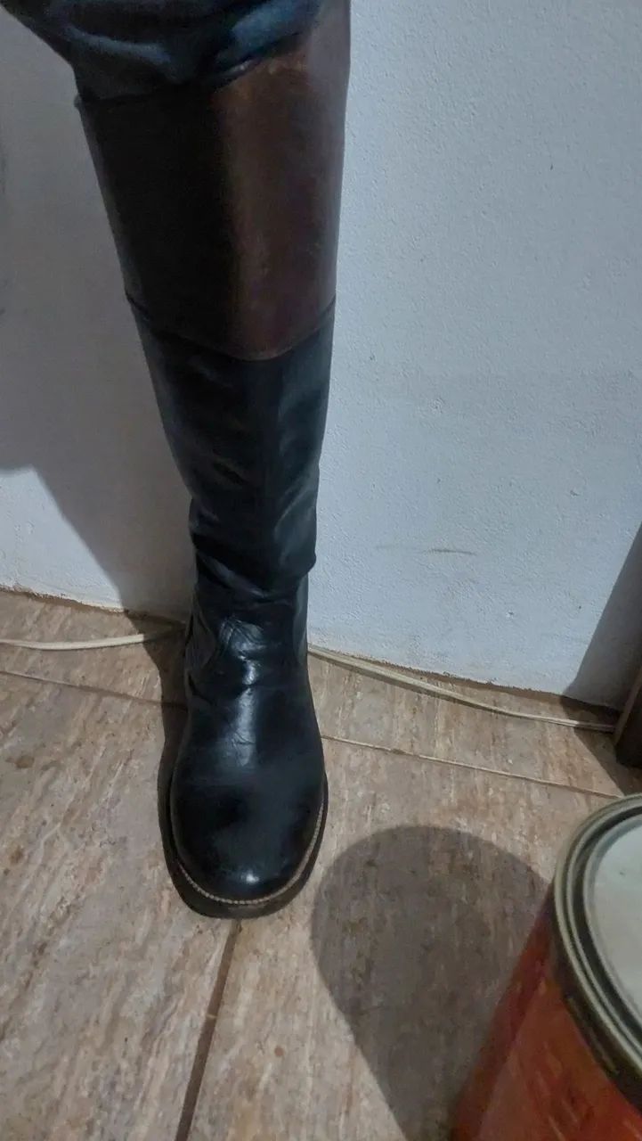 Bota hípica de couro  - Foto 2