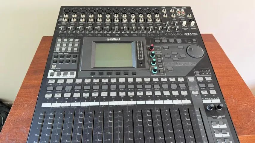 Mesa de som digital Yamaha 01vi - Foto 5