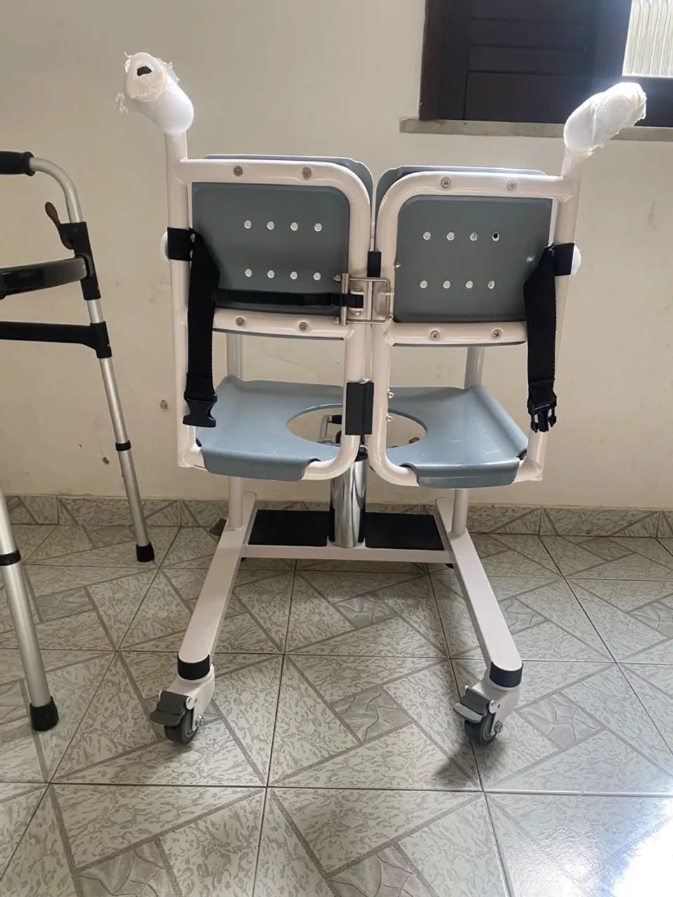 Cadeira de transferência, nova!!  - Foto 5