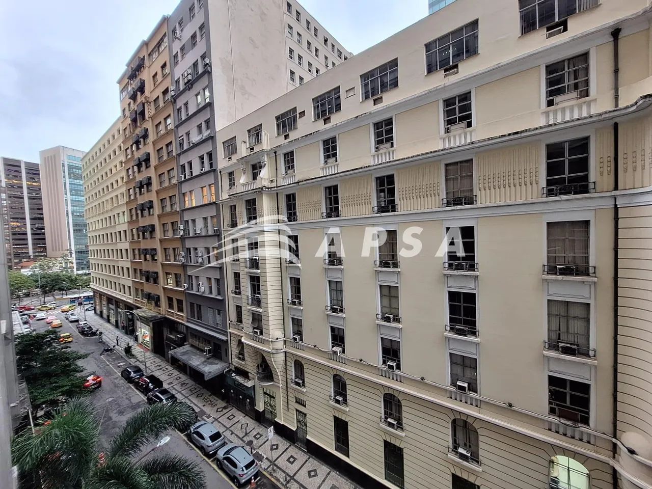 EXCELENTE OPORTUNIDADE, SALA DE 27 M2 EM ÓTIMO ESTADO, COM BANHEIRO E DIVISÓRIA PARA RECEP - Foto 2