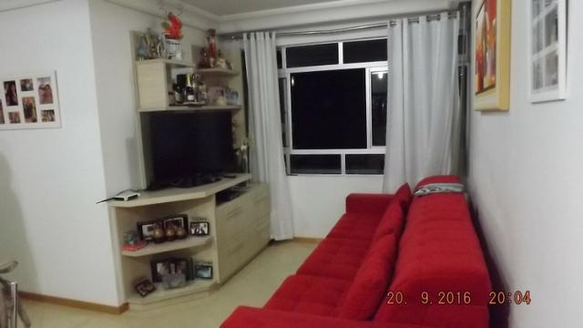 Apartamento 3 dormitórios com móveis planejados no Cabral