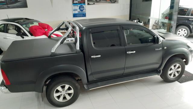 Toyota Hilux CD 4x2 abaixo Fipe - Foto 6