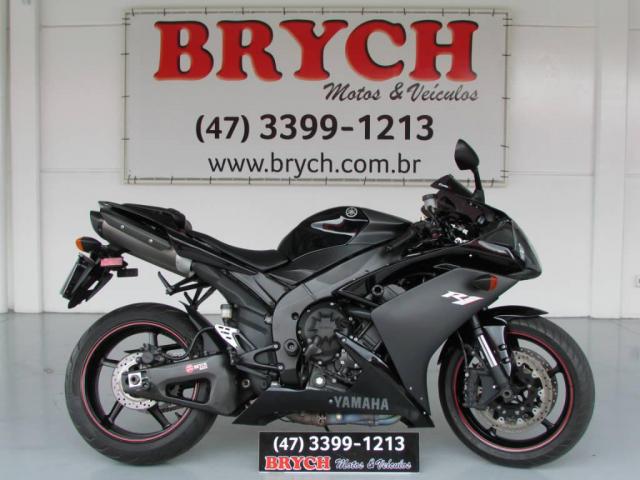 Yamaha YZF-R1 R1 1000 2007 R$30.900,00.