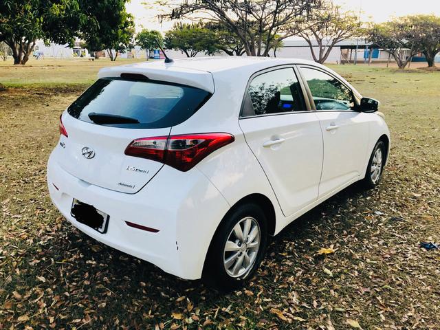 HB 20 Confort Style 1.6 Aut 2014 - Foto 15