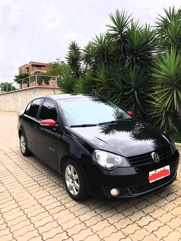 Polo sedã 1.6 confortiline
