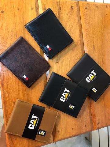 Carteiras em Couro Apenas 25,00