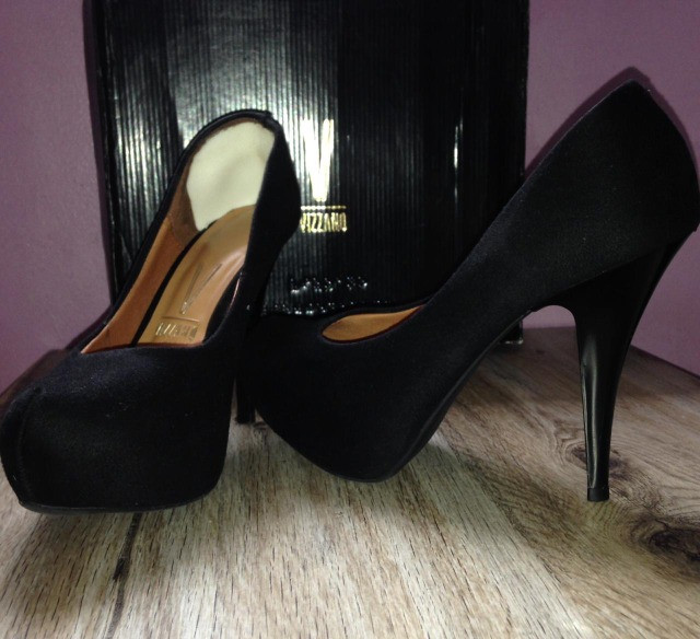 salto alto vizzano preto