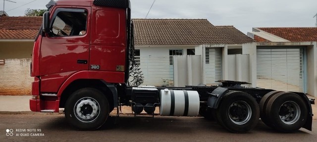 VENDO VOLVO FH 380 ANO 2003