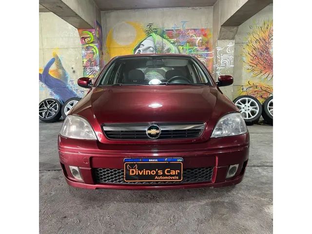 Chevrolet Corsa 2010: 10 fatos antes da compra do usado