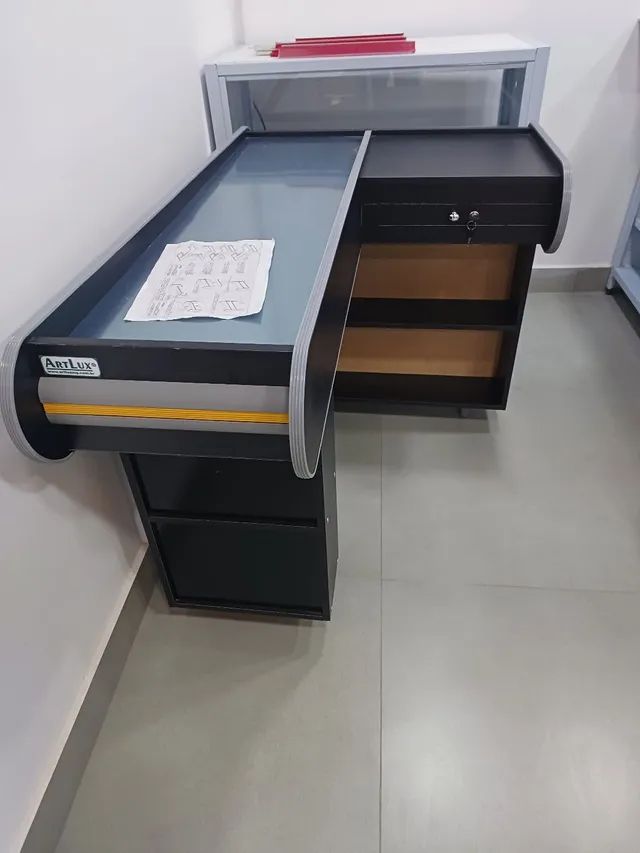 Balcão caixa check-out em madeira mdf 1,40 cm para mercado.( só novos )Lê a Descrição - Foto 3
