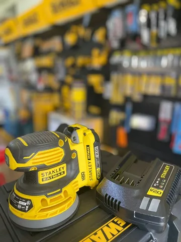 Kit Lixadeira Roto Orbital à Bateria 5" 125mm 20V 2Ah Fatmax Carregador Bivolt Stanley