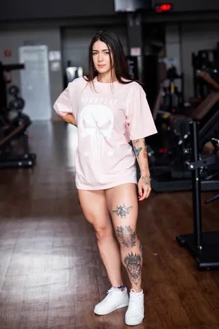 CAMISETA OVERSIZED HARDPLAY JUSTICEIRO ROSA