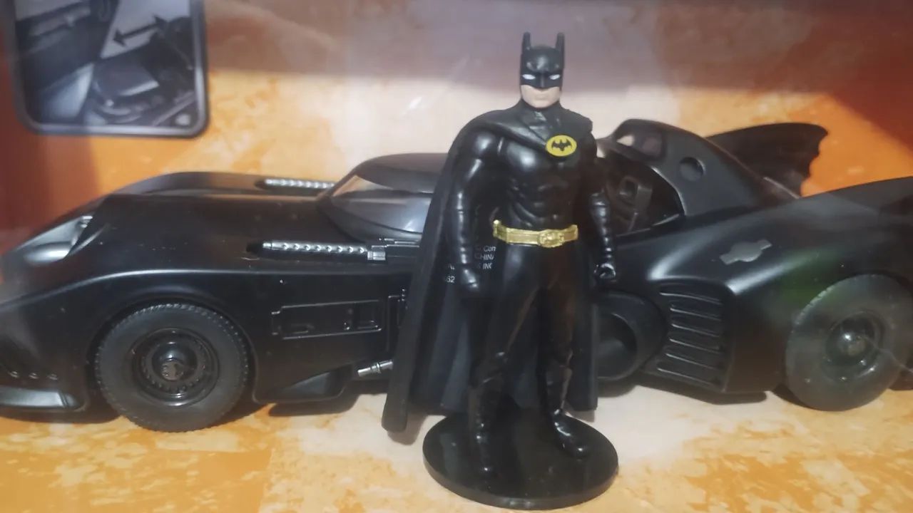 Batmóvel & Batman Jada 1:24 - Foto 3