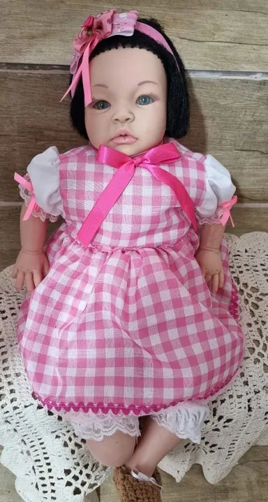 Boneca estilo rebourn