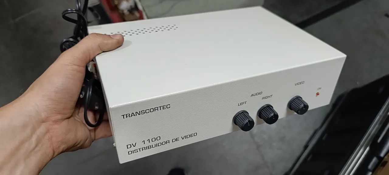 Distribuidor de vídeo Transcortec dv 1100