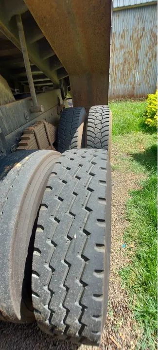 Volks VW 26280 6x4 2012 caçamba,basculante,motor novo. - Foto 4