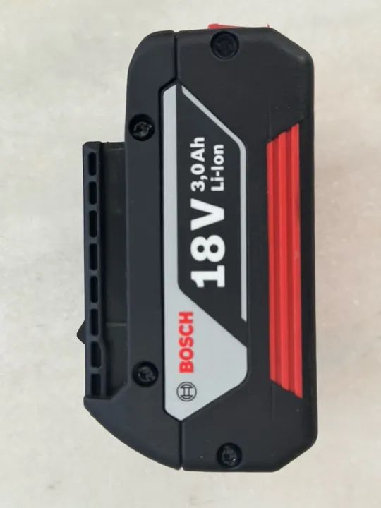 Bateria bosch 18V 3ah - Foto 3