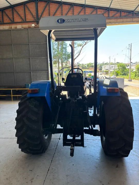 TRATOR AGRÍCOLA, MARCA NEW HOLLAND, MODELO TL 75 - Foto 2