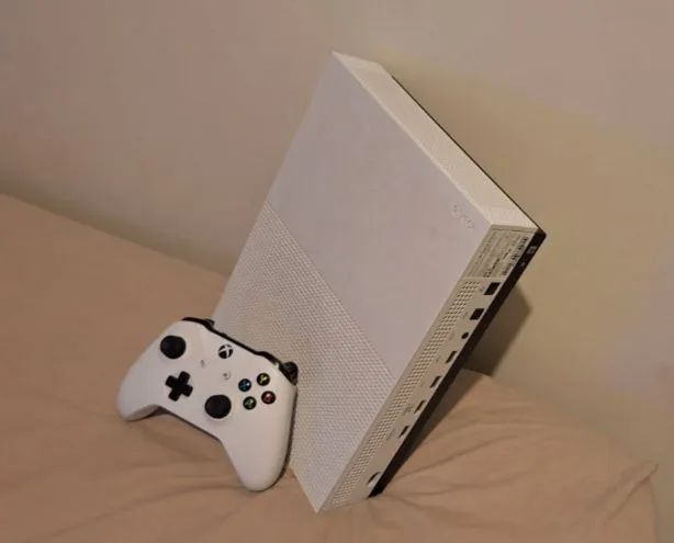 Xbox One S 1Tb - Foto 2