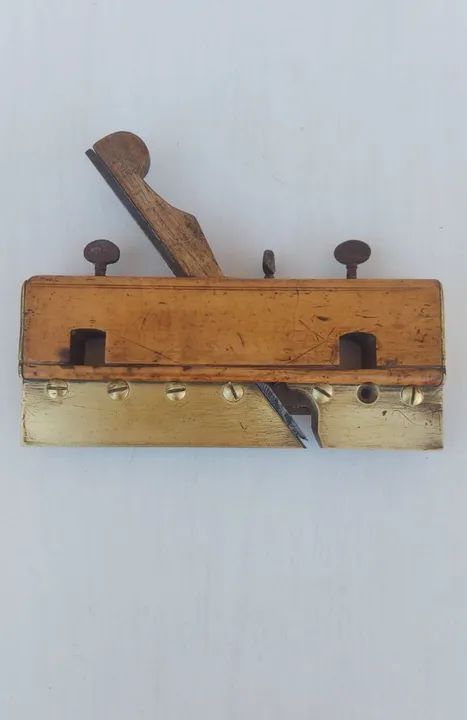 Plaina antiga de madeira - Foto 2