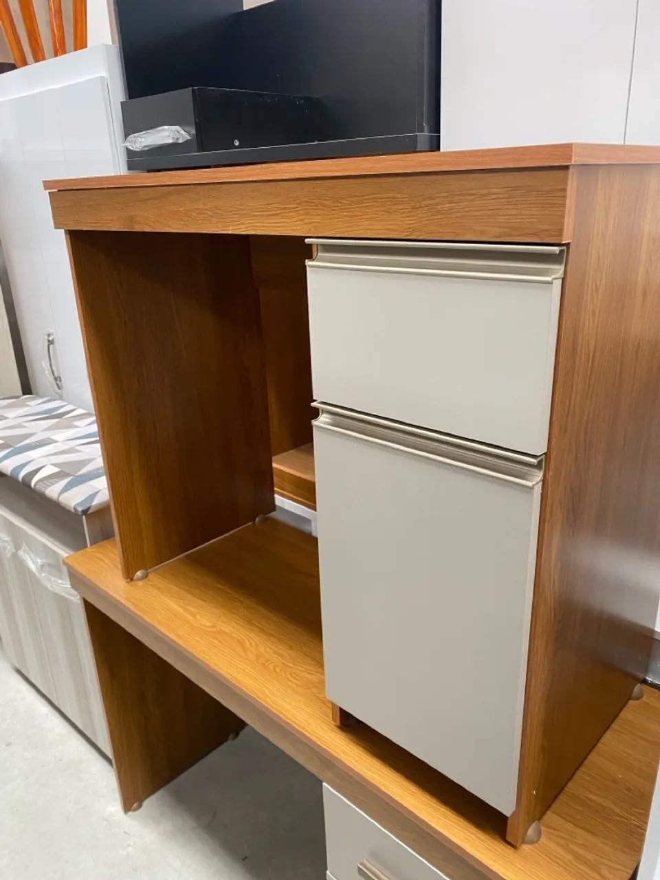 Escrivaninha 90cm  com Gavetas - entrego  - Foto 3