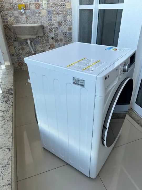 Máquina de lavar LG lava e seca - Foto 5