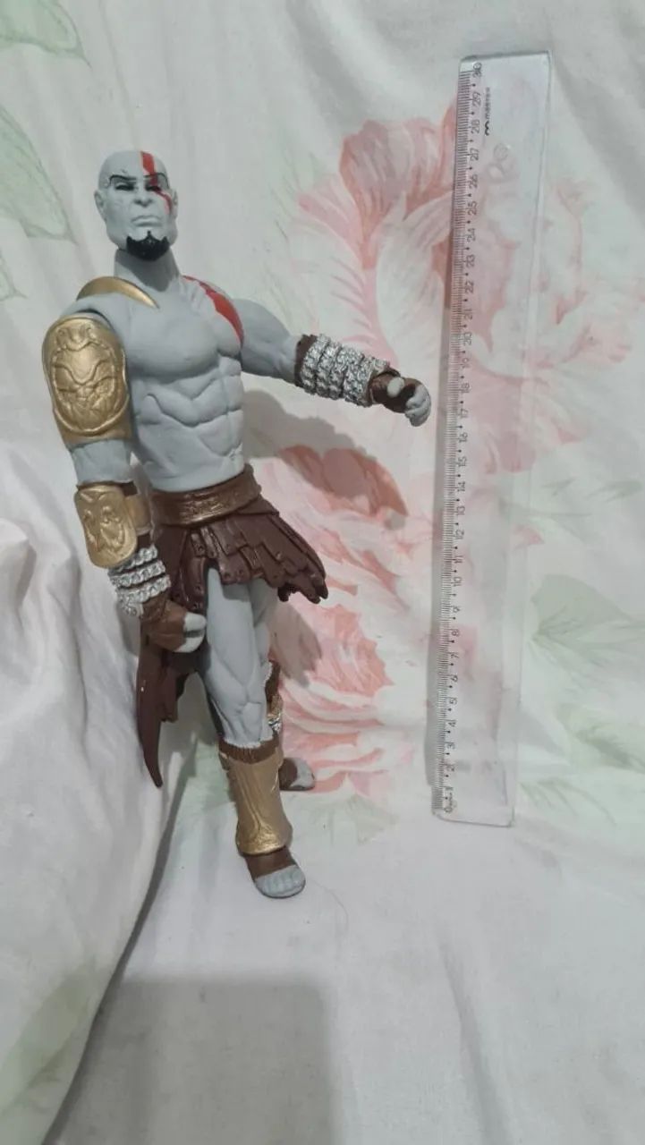 ITEM INCRÍVEL PRA COLECIONAR FIGURA AÇÃO DEUS DA GUERRA - Foto 4