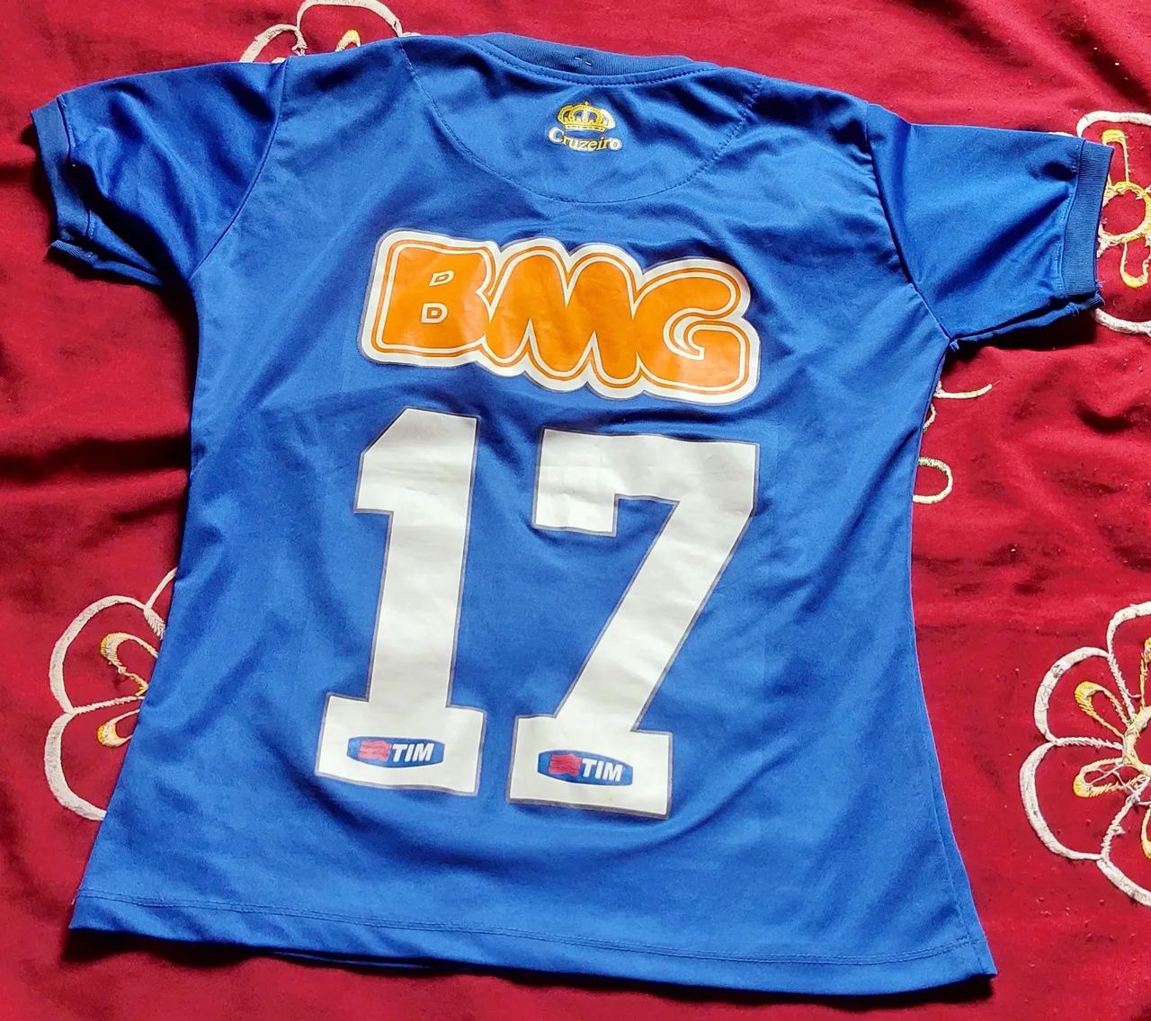 Camisa de Futebol CRUZEIRO feminina- Banco BMG - Tamanho M (semi nova) - Foto 2