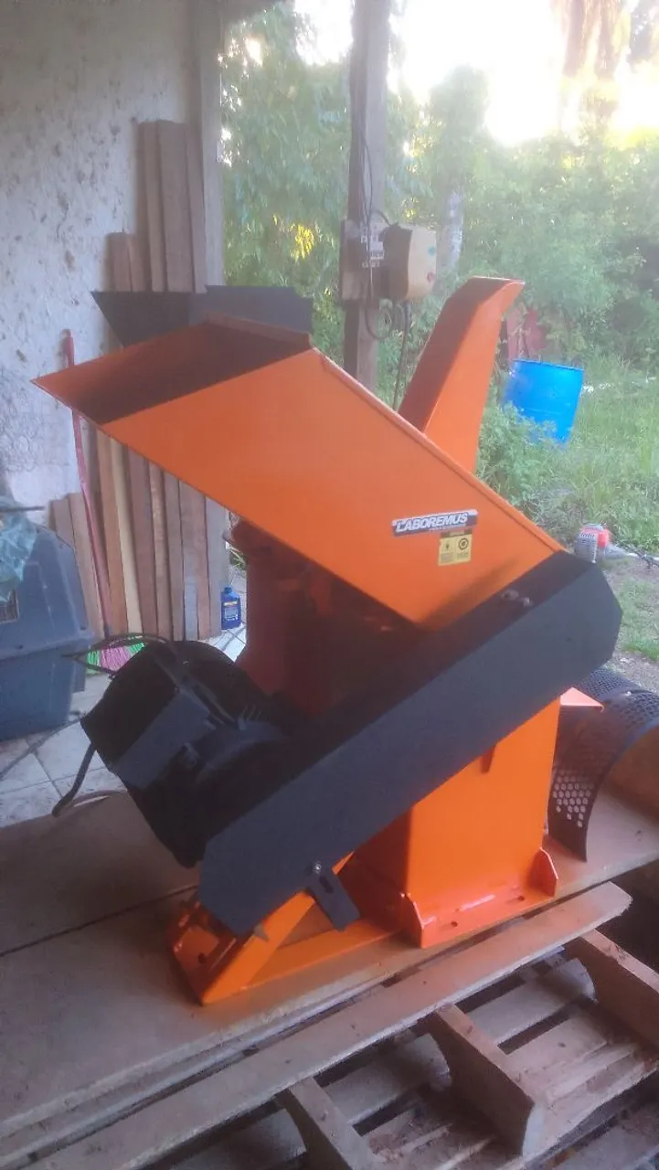 Forrageira Laboremus MC3001n 7,5 cv COMPLETA