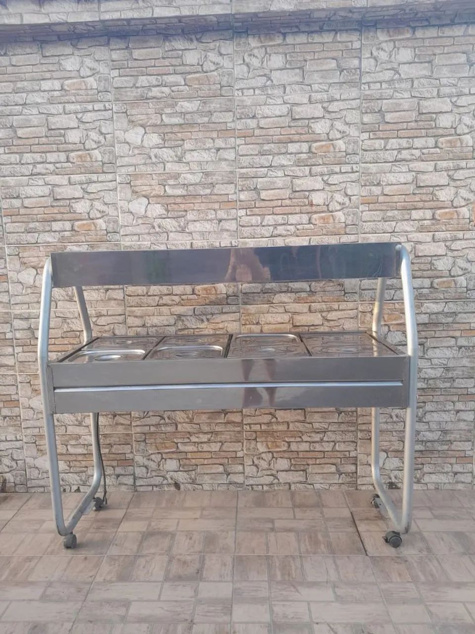 Buffet 220v