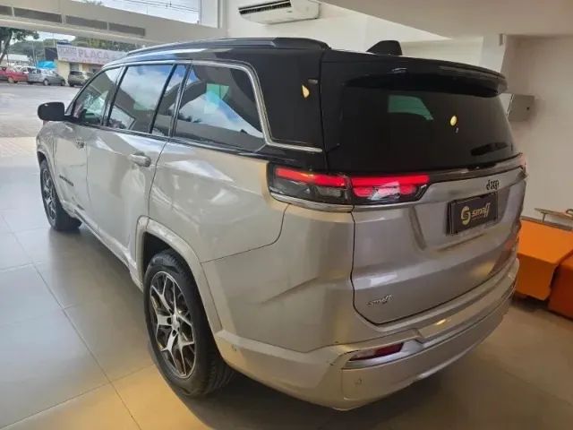 Commander 1.3 T270  turbo 2023overland at6 com 28 mkm  - Foto 5