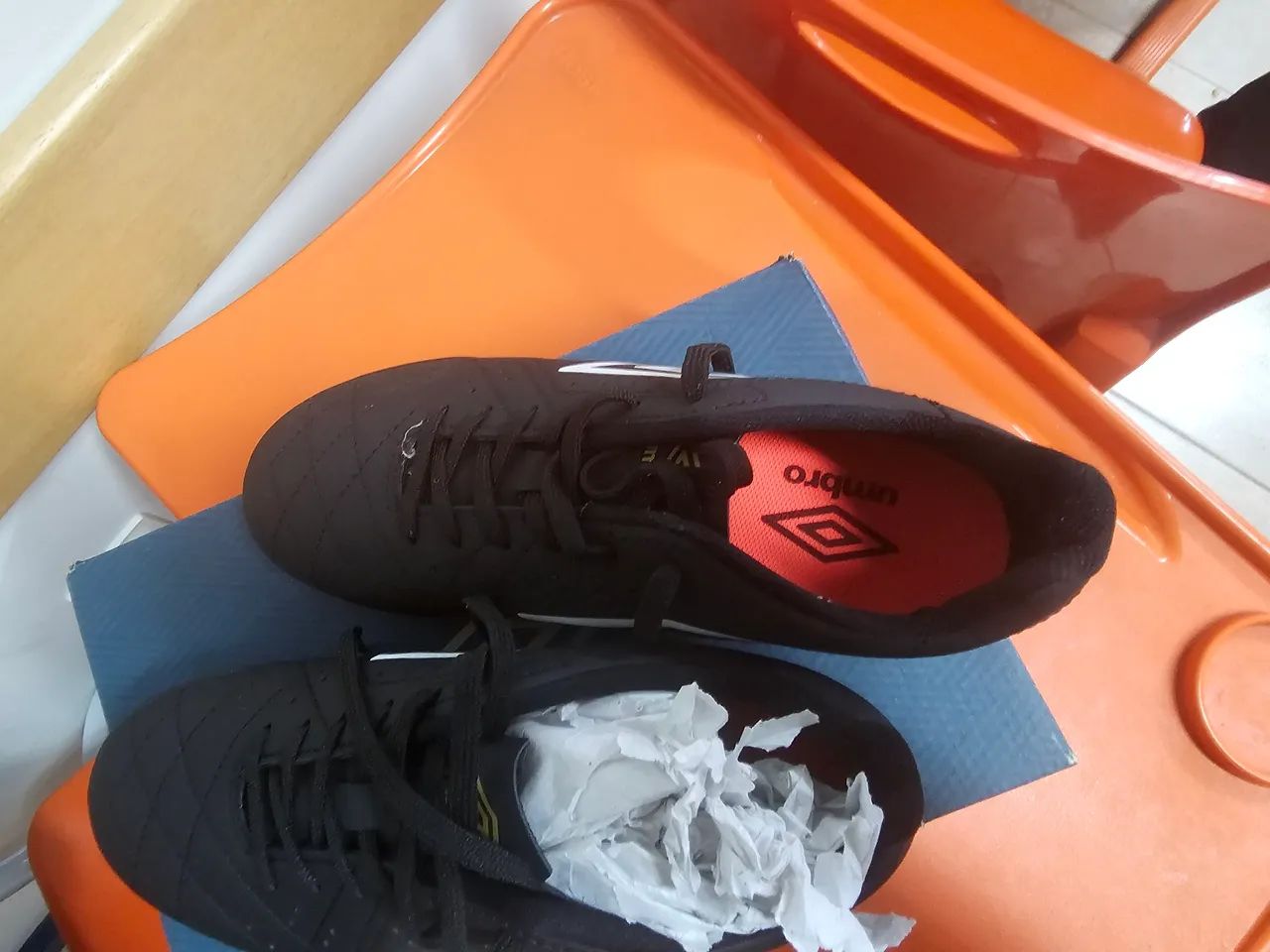 Chuteira Umbro Neo Striker - Nova! - Foto 2