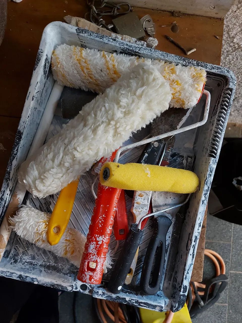 VARIOUS PAINT ROLLERS.