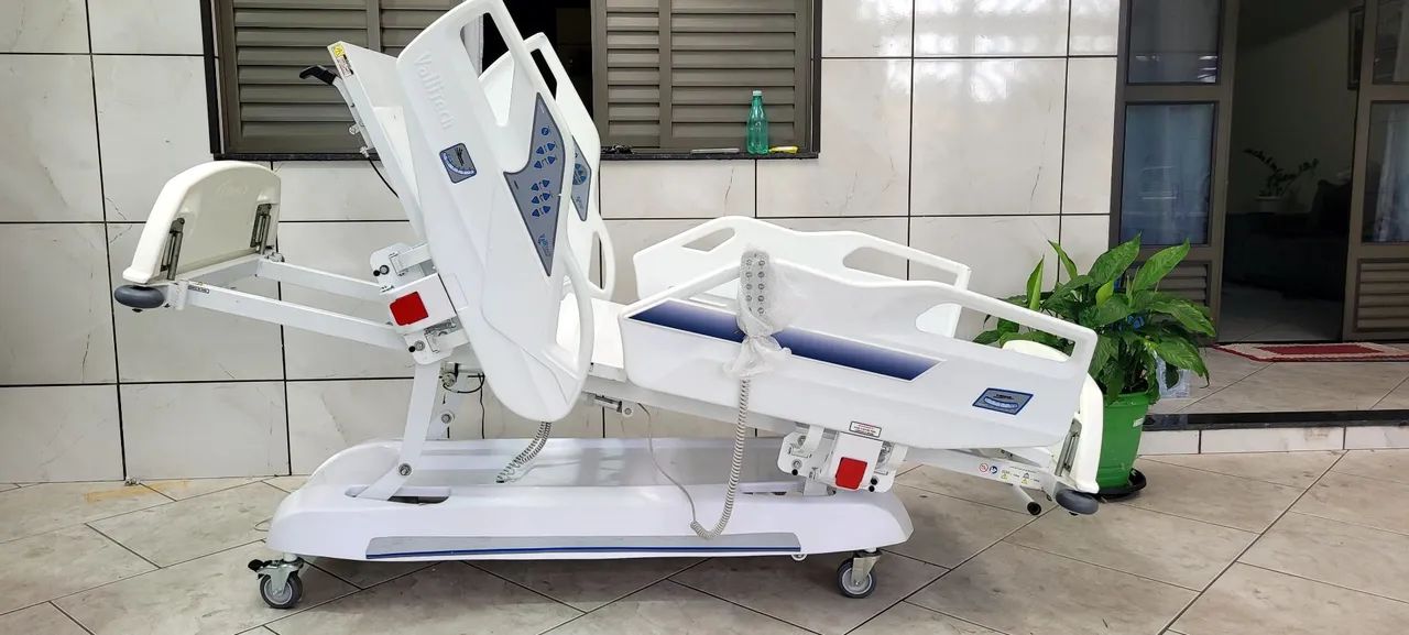 Cama hospitalar elétrica com 12 movimento