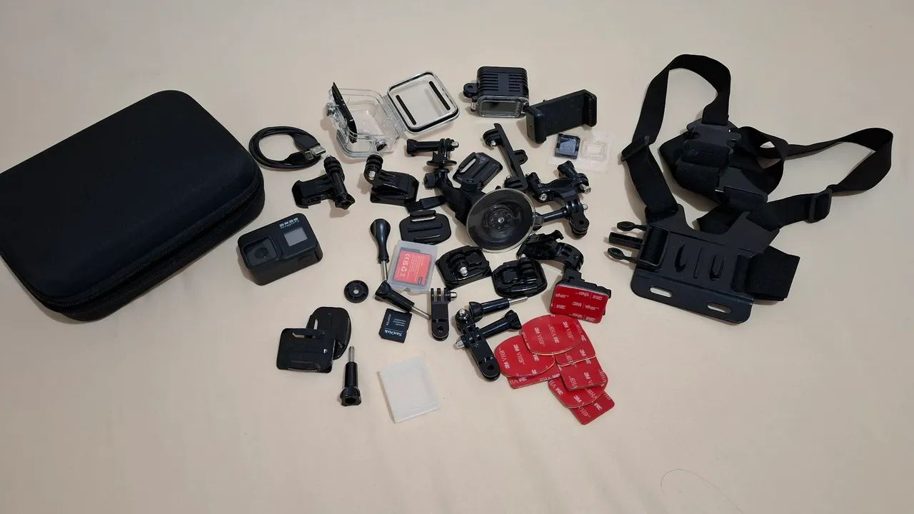 Gopro 8 Black + Suporte Peito p/ Celular 