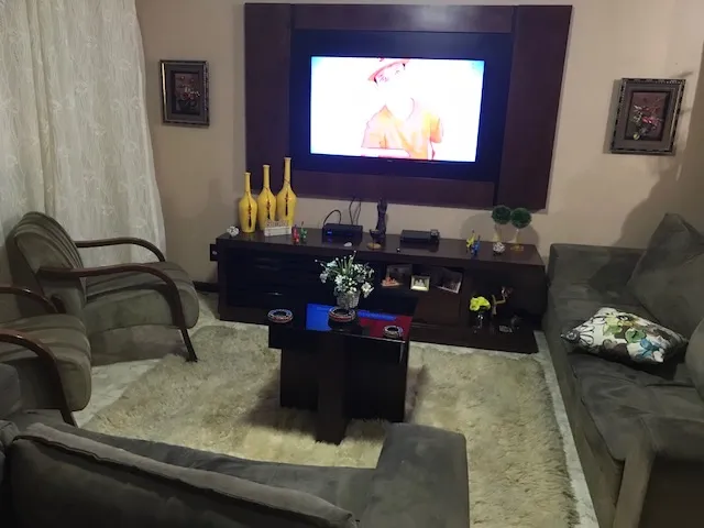 VENDO CASA TRIPLEX