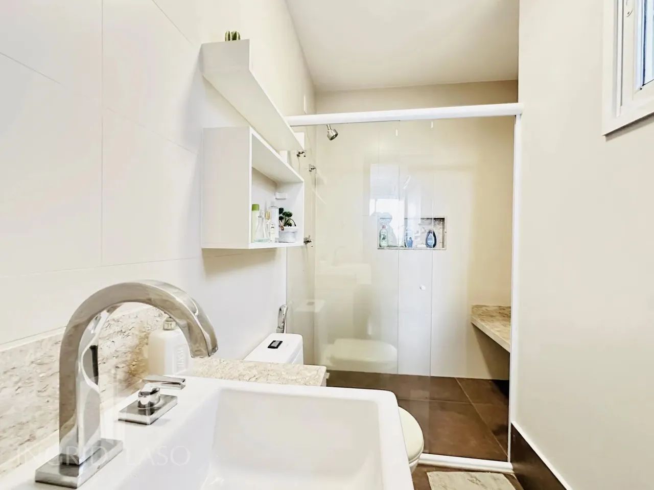 Vende-se Casa em Condomínio Vale dos Cristais por R$1.450.000,00 - Foto 4