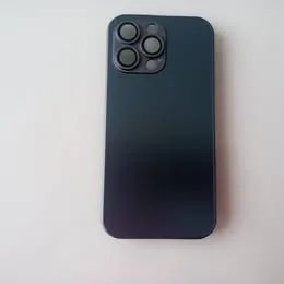 Capa para celular 14 Pro Max - Traseira de Vidro Fosco - Foto 4