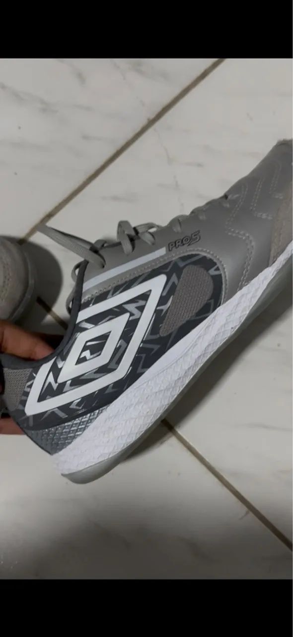 Chuteira Futsal Umbro pro 5 bump -41