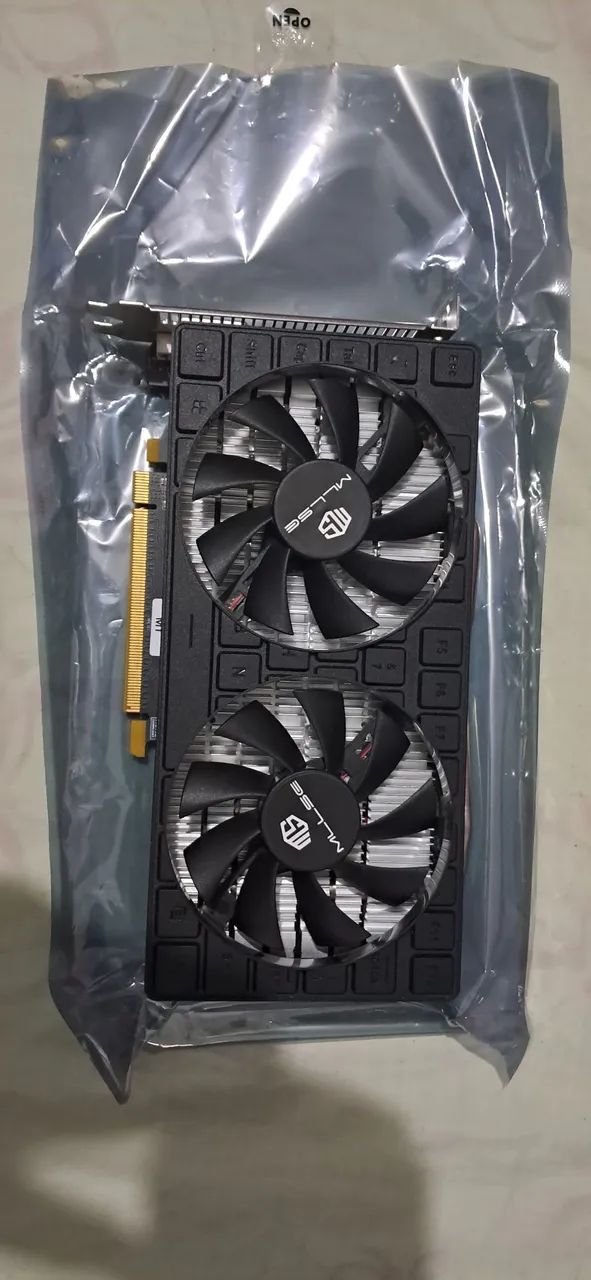 Rx 580 8gb 2048sp com defeito. 