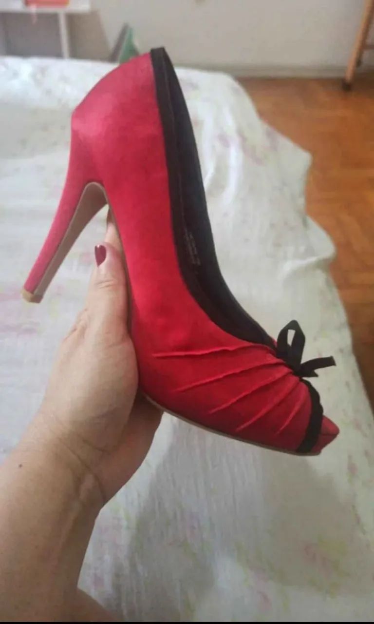 Sapato de cetim - Foto 4