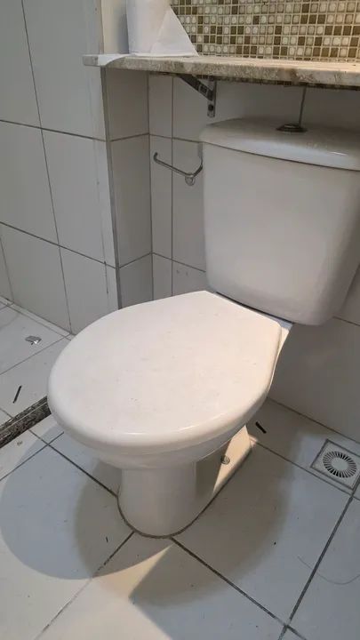 Vaso sanitário Censi em bom estado.