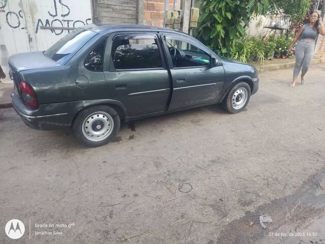 Corsa sedan clássic 