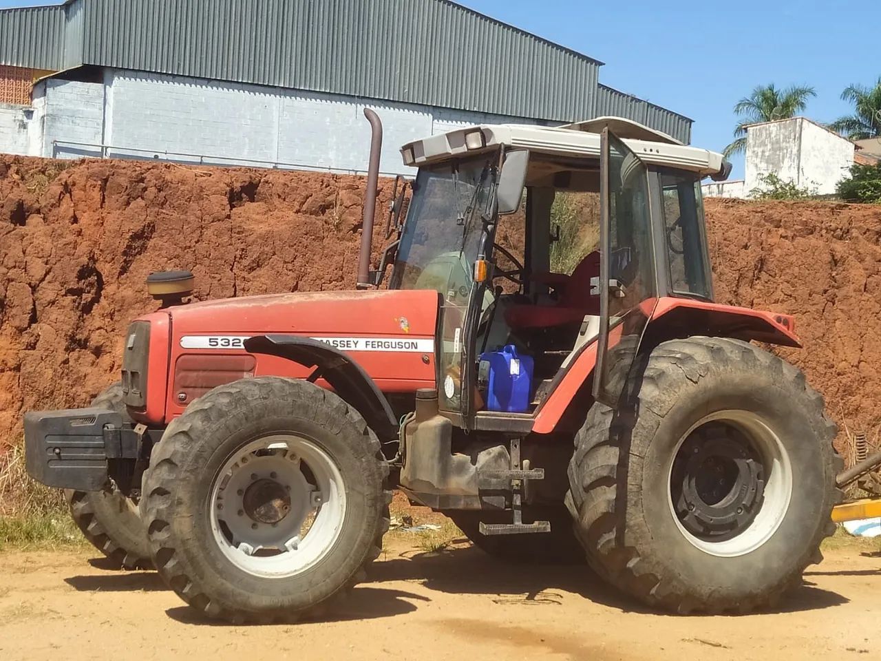 Trator Massey Ferguson 5320  - Foto 2