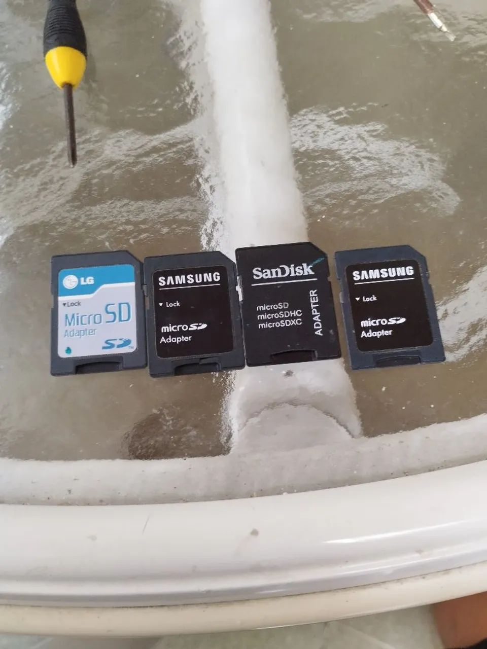 SanDisk MicroSD Card Adapter64330132351363123