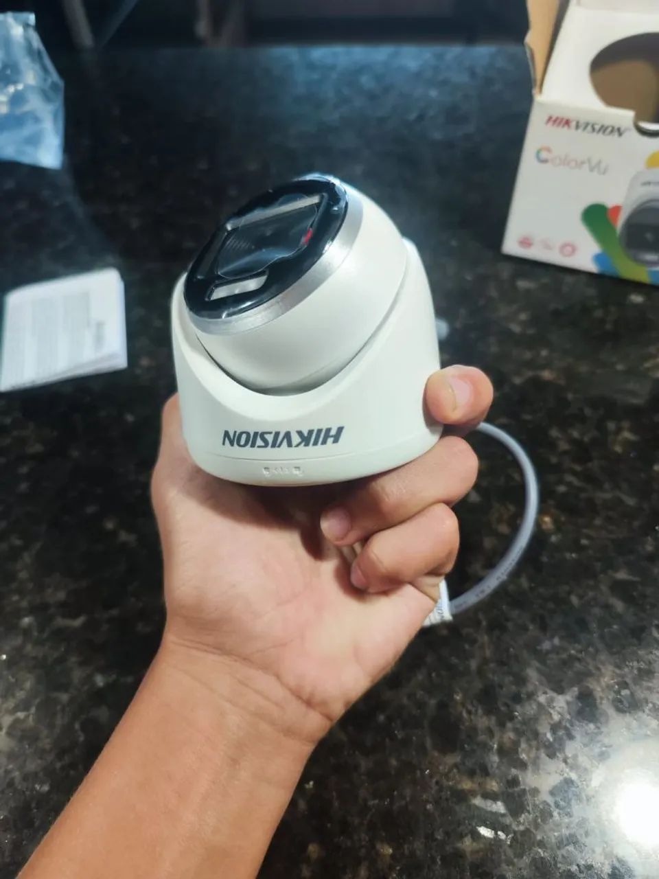 Câmera Hikvision ColorVu:(colorida 24h) Full HD  - Foto 6