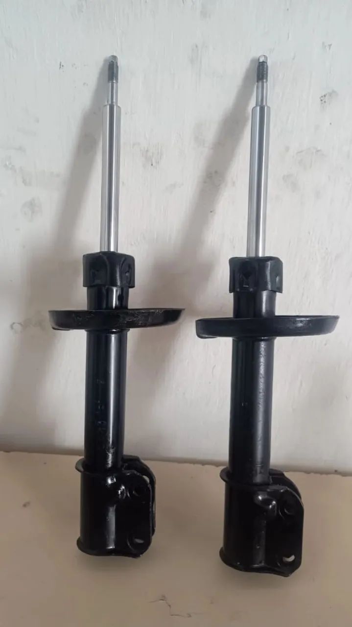 Amortecedores dianteiros para celta , corsa , classic  - Foto 2