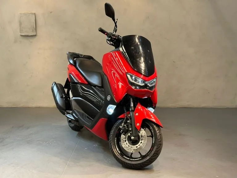 Yamaha Nmax 2024