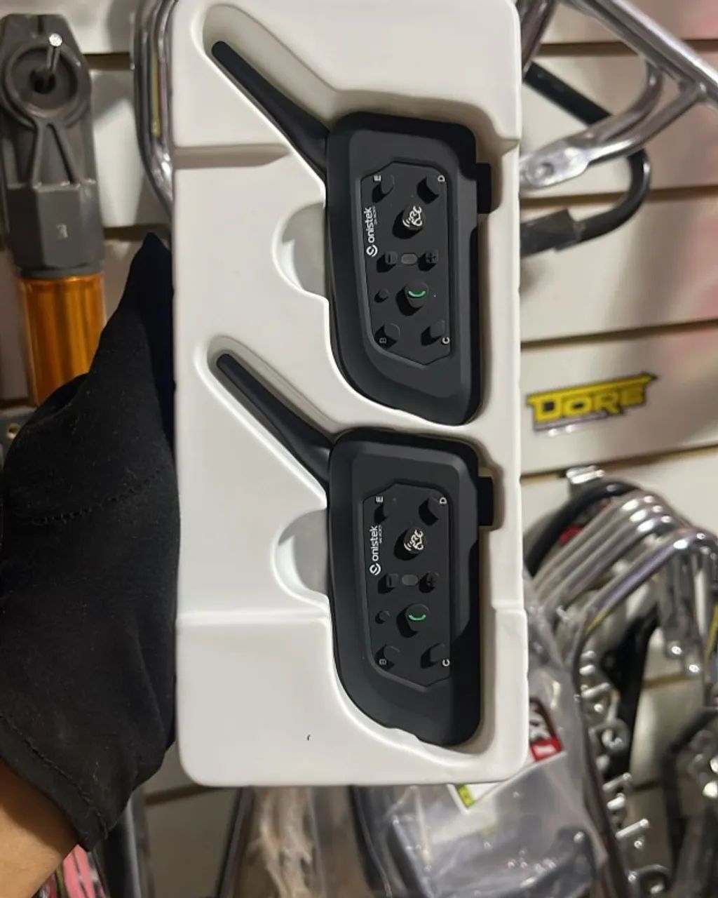 Par de Intercomunicadores Bluetooth Onistek ON-MC823 para Capacete Comunicação Dupla